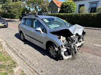 Coche siniestrado Peugeot 308 1.6 HDi 2008/7