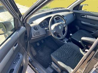 Suzuki Swift 1.5 VVT picture 5