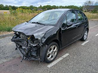 Salvage car Citroën C3 1.4-16V 2010/7