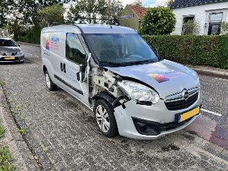 skadebil bedrijf Opel Combo 1.6 CDTi lang 2018/5