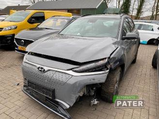 Salvage car Hyundai Kona Kona (OS), SUV, 2017 / 2023 64 kWh 2019/9