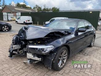 Coche siniestrado BMW 5-serie 5 serie (G30), Sedan, 2016 523d Mild Hybrid 2020/7