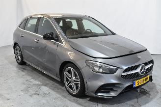 Voiture accidenté Mercedes B-klasse 180 AMG Line 2023/1