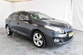 uszkodzony samochody osobowe Renault Mégane 1.2 TCe Collection 2013/6