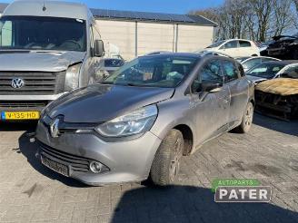 Vrakbiler auto Renault Clio Clio IV Estate/Grandtour (7R), Combi 5-drs, 2012 / 2021 1.5 Energy dCi 90 FAP 2015/11