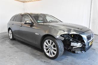 krockskadad bil auto BMW 5-serie 525d Luxury Edition 2014/3