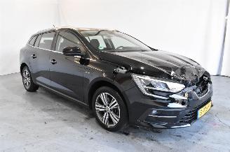 Schadeauto Renault Mégane 1.6 ET PH 160 Eq. 2023/2