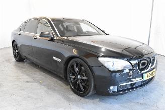Unfallwagen BMW 7-serie 730Ld High Executive 2012/6