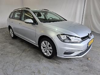 Damaged car Volkswagen Golf 1.0 TSI Comfortline 2018/3