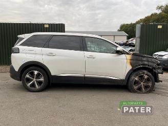 Peugeot 5008 5008 II (M4/MC/MJ/MR), MPV, 2016 / 2024 1.2 12V e-THP PureTech 130 picture 4