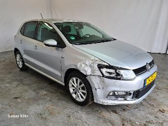 Damaged car Volkswagen Polo 1.0 TSI Highline 2015/9