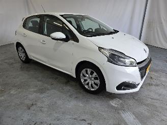 uszkodzony samochody osobowe Peugeot 208 1.2 PureT. BL Active 2019/7