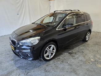 BMW 2-serie 216D 7p High Executive picture 3