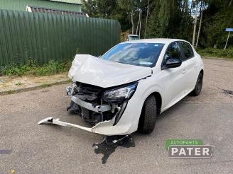 Auto da rottamare Peugeot 208 208 II (UB/UH/UP), Hatchback 5-drs, 2019 1.2 Vti 12V PureTech 75 2023/8