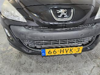 Peugeot 308 SW 1.6 VTi XS picture 11