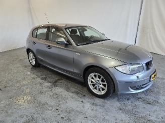 skadebil auto BMW 1-serie 118i Bussines Line 2010/11