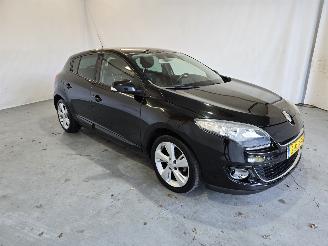 Coche accidentado Renault Mégane 1.2 TCe Collection 2013/10