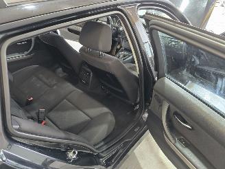 BMW 3-serie 320i Touring picture 12