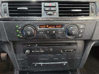BMW 3-serie 320i Touring picture 24