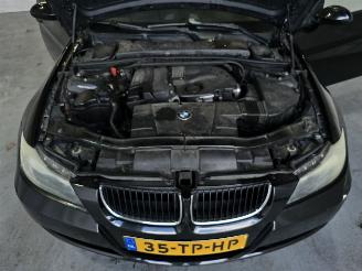BMW 3-serie 320i Touring picture 9
