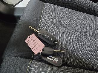 Citroën C3 1.2 PT Senamp;S Shine picture 32