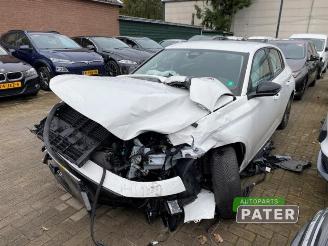 disassembly passenger cars Peugeot 308 308 (F3/FB/FH/FM/FP), Hatchback 5-drs, 2021 1.2 12V PureTech 130 2022/5