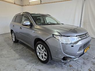 Avarii autoturisme Mitsubishi Outlander 2.0 PHEV Intense + 2013/11