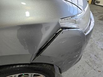 Mitsubishi Outlander 2.0 PHEV Intense + picture 10