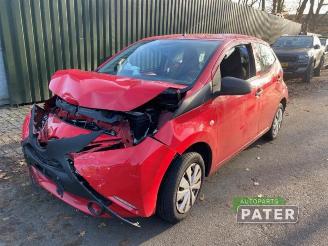 Vrakbiler auto Toyota Aygo Aygo (B40), Hatchback, 2014 1.0 12V VVT-i 2017/2