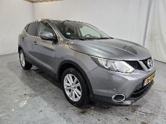 Vaurioauto  passenger cars Nissan Qashqai 1.2 Connect Edition 2014/8