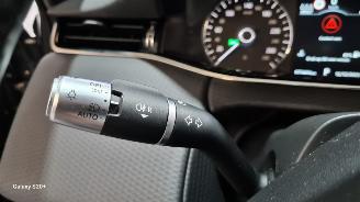 Land Rover Range Rover Evoque 2.0 P250 AWD R-Dynamic HSE picture 26