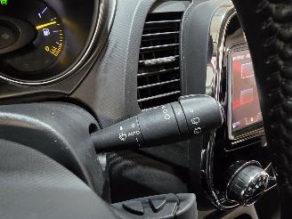 Renault Captur 1.2 TCe Helly Hansen picture 30