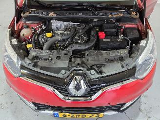 Renault Captur 1.2 TCe Helly Hansen picture 15