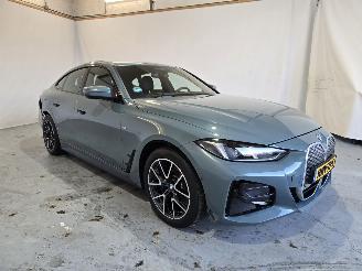 krockskadad bil auto BMW i4 eDrive35 M SE 70 KWh 2025/5