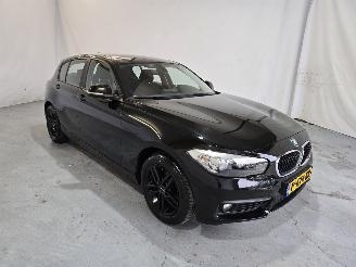 krockskadad bil auto BMW 1-serie 116i M Sport 2016/1