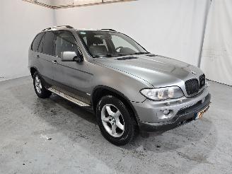 Voiture accidenté BMW X5 3.0i High Executive 2004/4