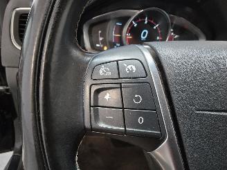 Volvo V-60 2.4 D6 AWD Plug-In Hybrid Summum picture 28