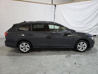 Volkswagen Golf 1.5 TSI Life Bns picture 8