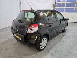Renault Clio 1.2-16V Special Line picture 7