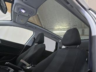 Peugeot 308 1.2 PureTech Blue Lease Executive picture 33