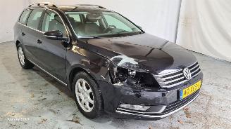 Damaged car Volkswagen Passat 1.4 TSI Comf Exec L. 2012/6