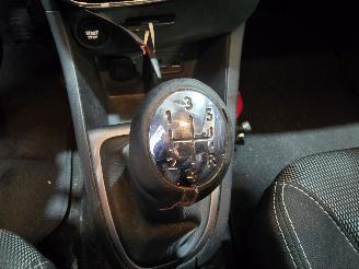 Renault Clio 0.9 TCe Expression picture 36