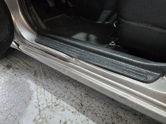 Kia Cee d 1.6 X-ecutive picture 14