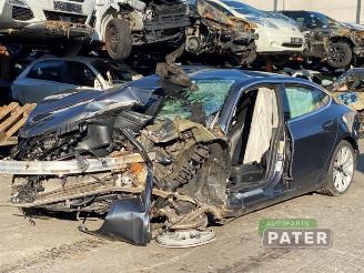 Vrakbiler auto Tesla Model 3 Model 3, Sedan, 2017 Long Range, Performance AWD 2019/6