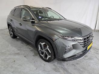damaged passenger cars Hyundai Tucson 1.6 T-GDI PHEV C Sm 2021/6
