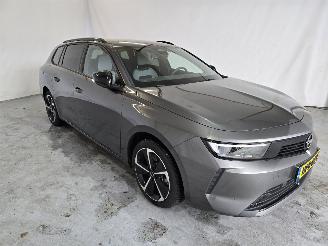 Schadeauto Opel Astra SPORTS TOURER 1.6 T. PHEV Edition 2025/5
