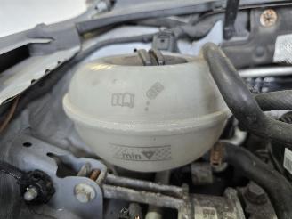 Volkswagen Golf 1.2 TSI Easyline picture 12