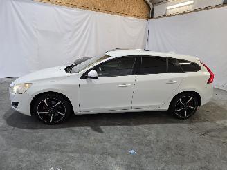 Volvo V-60 2.4 D5 Summum picture 4