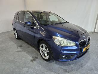uszkodzony samochody osobowe BMW 2-serie 218I GRAN TOURER 2016/3