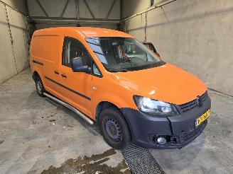 krockskadad bil bedrijf Volkswagen Caddy 1.6 TDI Maxi BMT 2015/6